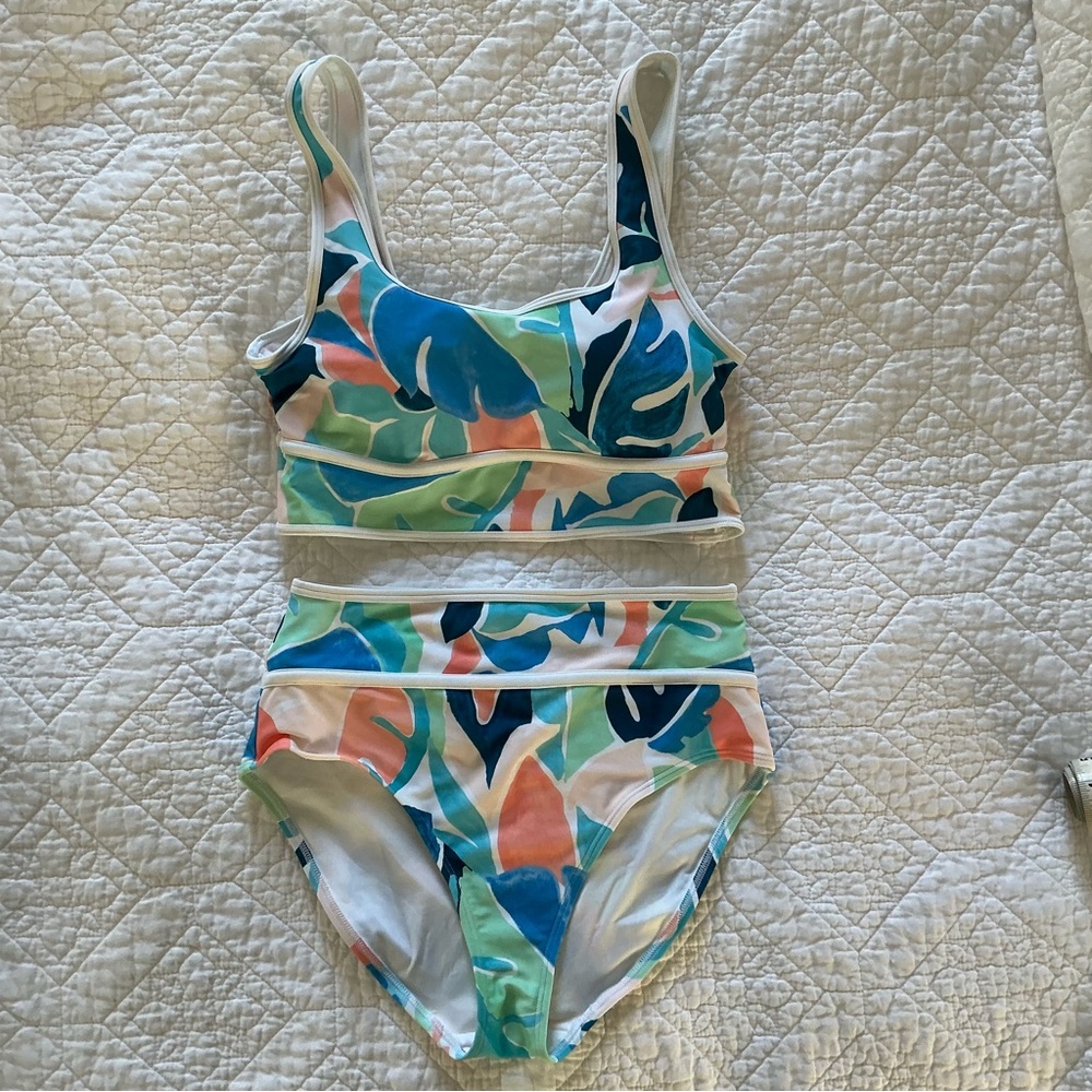 Old Navy Women's Bikini in Tropical Leaf Print, NWOT